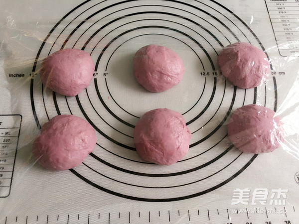 紫薯椰蓉小餐包