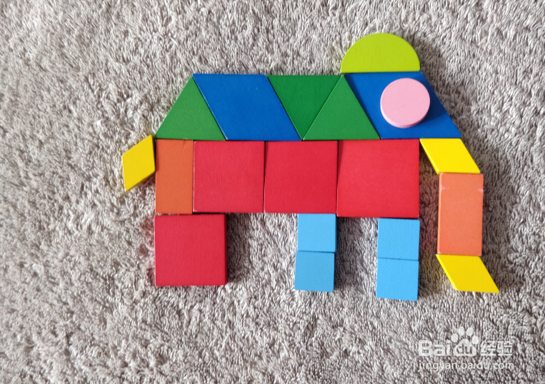 用蒙氏积木怎样拼一只大象？