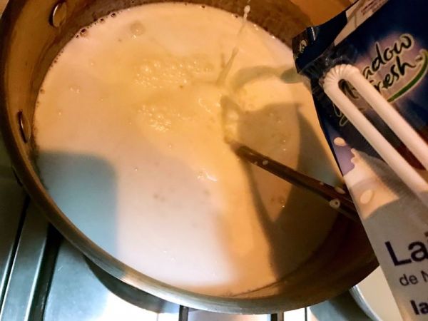 草莓椰奶西米露