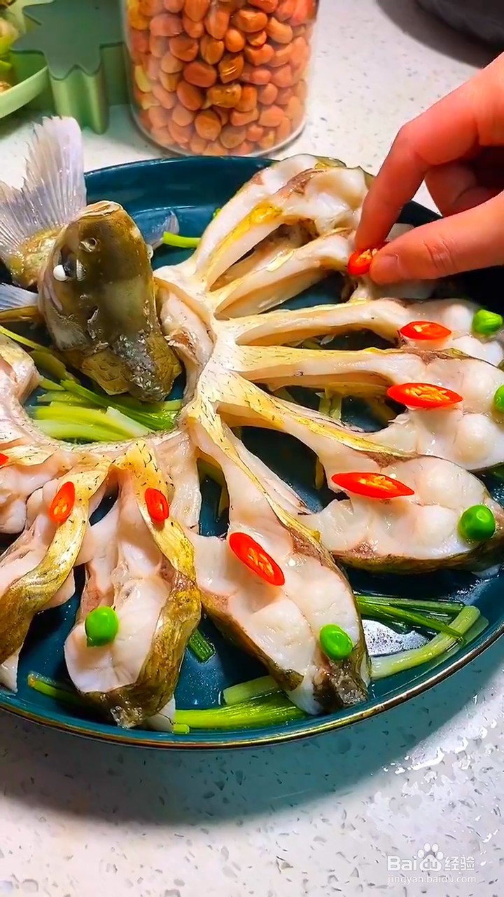 如何制作孔雀开屏鱼