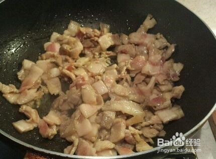 怎么做一道美味的五花肉丝炒四季豆？