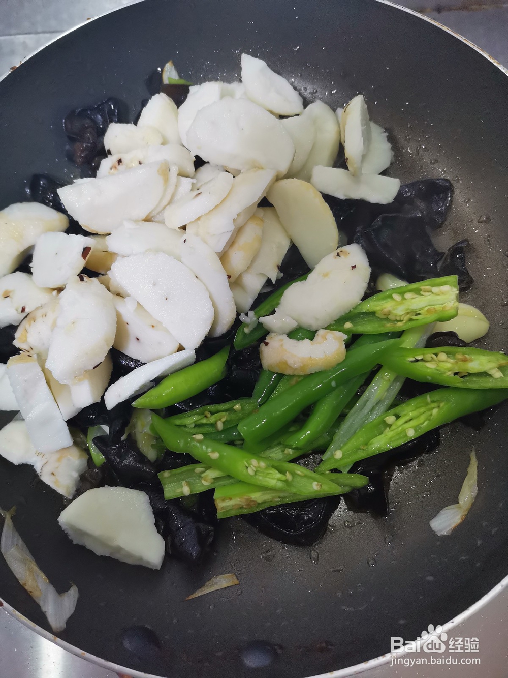 马蒂炒木耳的做法