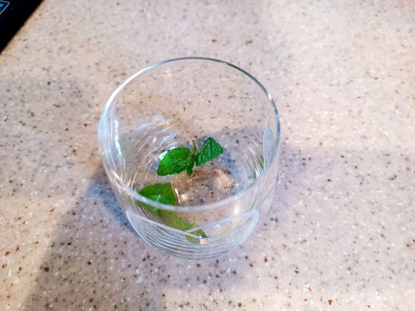 青柠白桃气泡酒