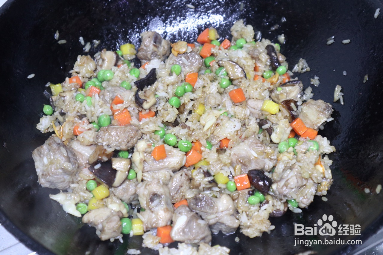 芭蕉叶蒸糯米排骨的做法