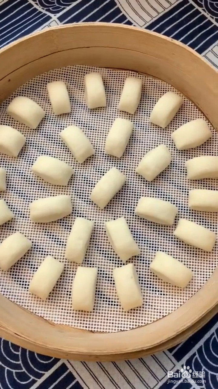 如何自制美味好吃的奶油小馒头
