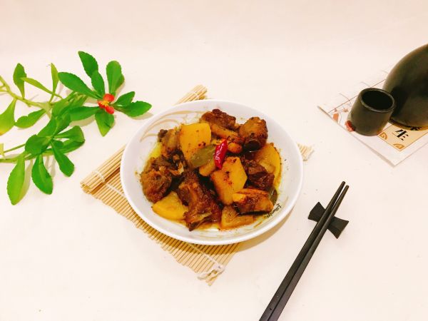 红烧排骨萝卜片