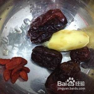 食补养生淮山鸡爪汤的做法