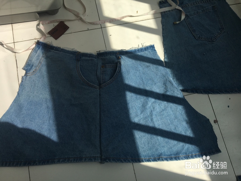 简单的牛仔短裤肩手提包