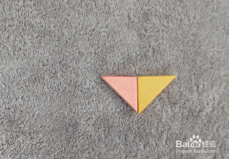 用七巧板怎样拼一个坐船尾的女士?