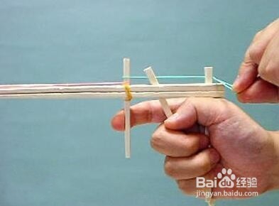连发皮筋枪DIY 让孩子多一个玩具！