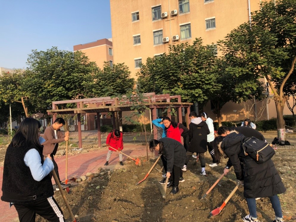 大学劳动教育可以请假吗