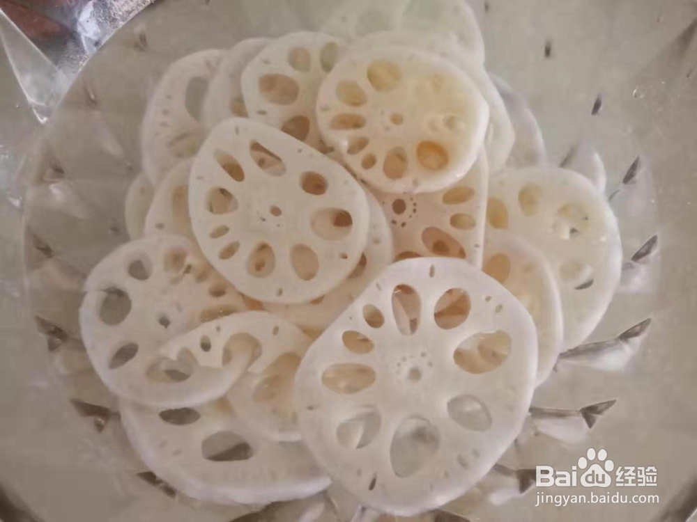 韮菜炒藕的做法