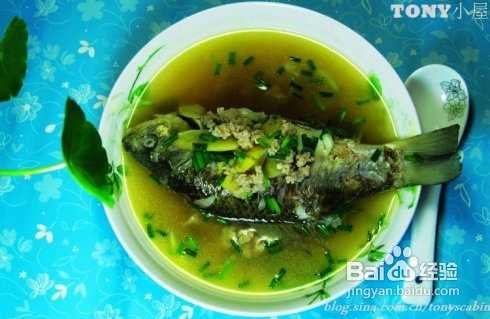 冬季食鲫鱼正当时令----如何做出最鲜美的鲫鱼汤
