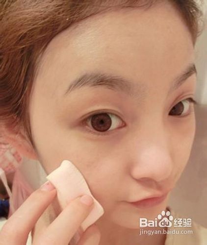 日系烟熏妆的画法