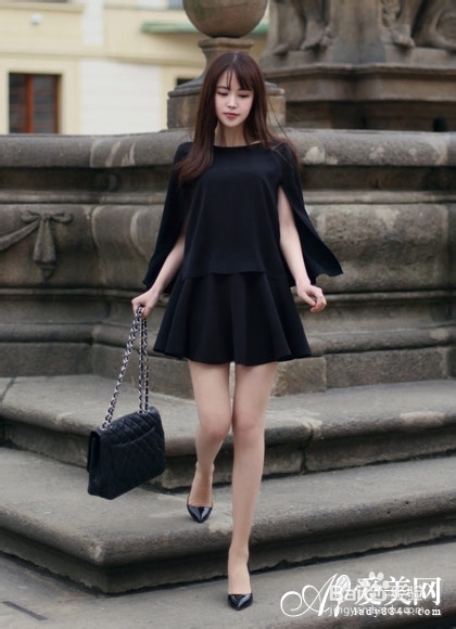 巧搭A字裙，变身夏日潮人