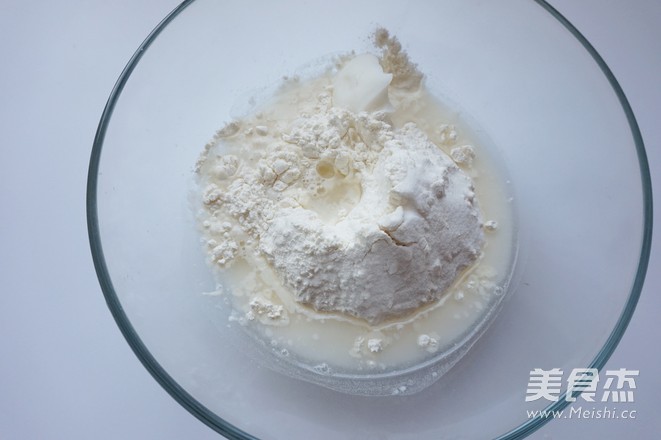 枣泥酥皮卷的做法