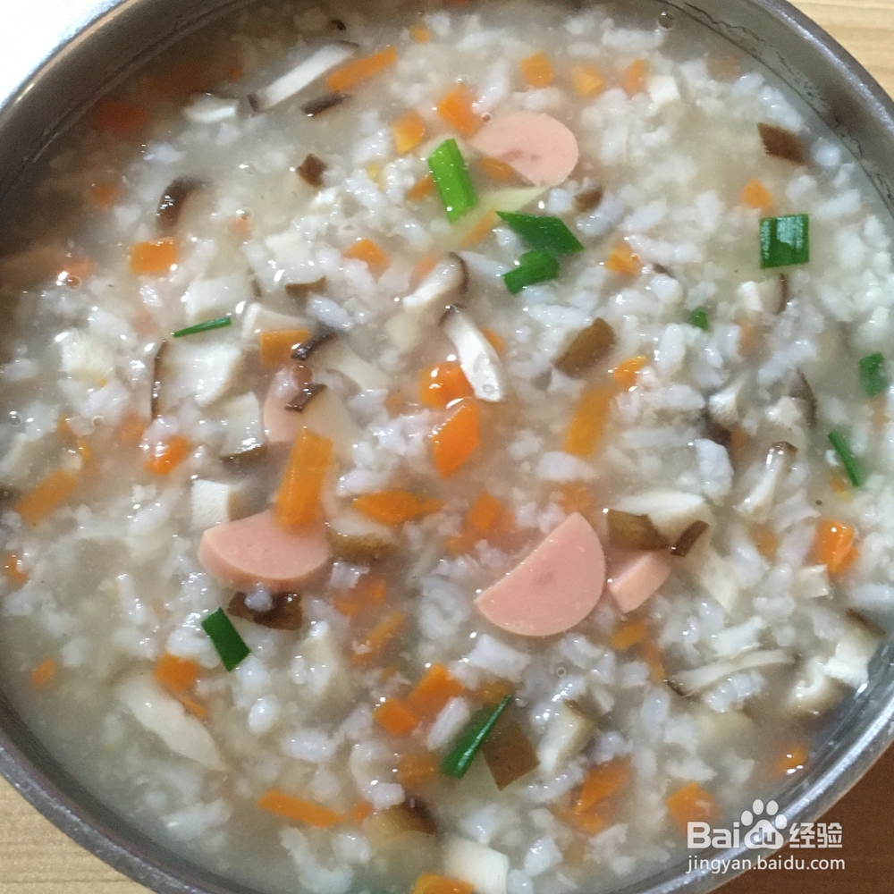 分享一道香菇胡萝卜火腿粥，营养好喝