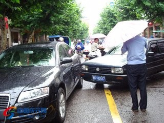 下雨天开车注意哪些事项