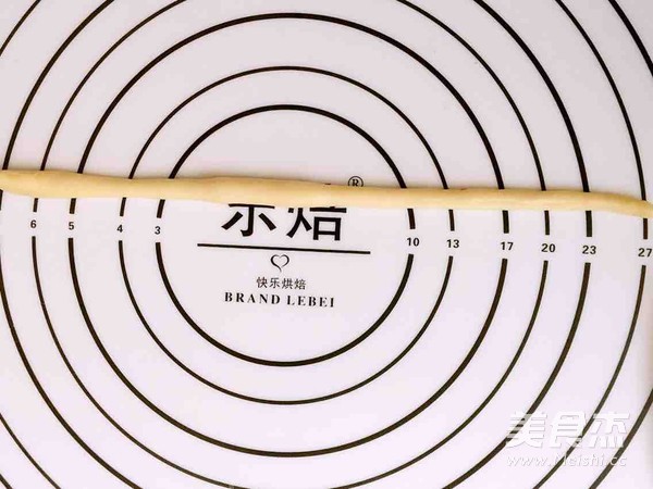 毛毛虫肉松面包