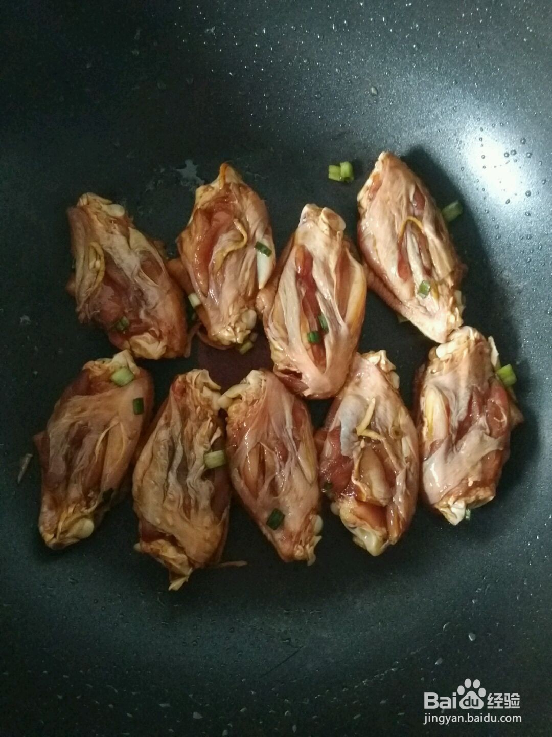 红酒蜜汁鸡翅的做法