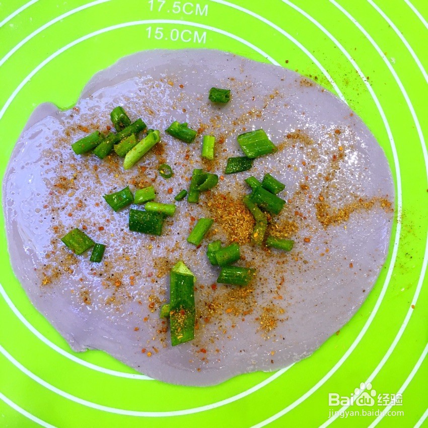 紫甘蓝葱油饼怎么做