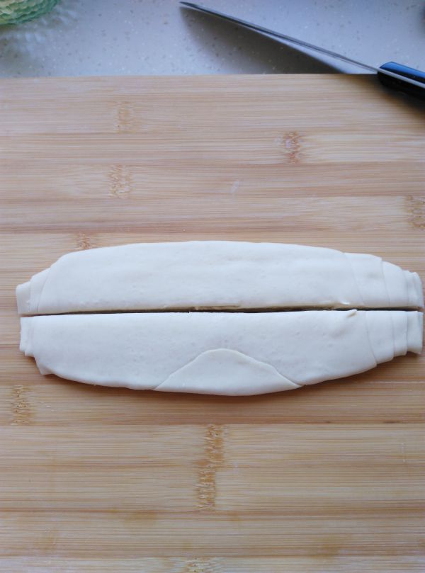 手撕千层椰蓉面包