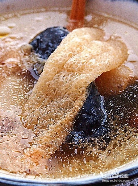 竹荪炖玉竹乌鸡汤