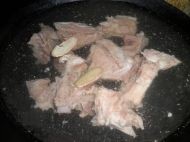 如何自做炖排骨,小伙伴们速来观看