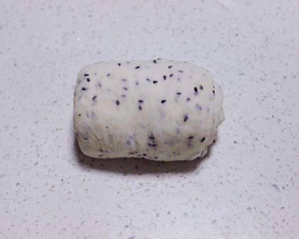 西瓜薯黑芝麻吐司