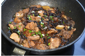 小鸡炖蘑菇怎么炖