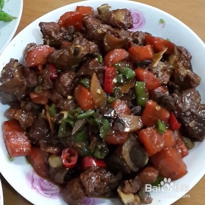 萝卜红烧排骨是如何制作的