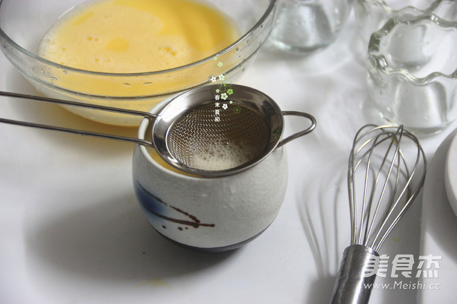 秋葵蒸水蛋的做法