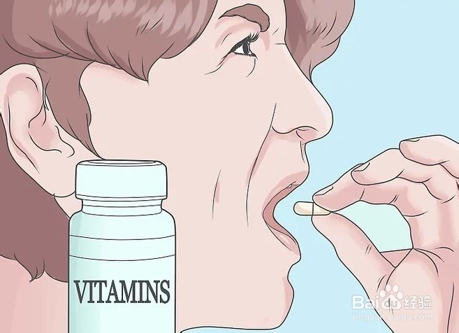 如何降低尿酸和治疗痛风？