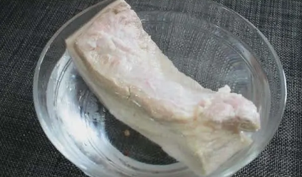 大厨教你做家庭版脆皮五花肉