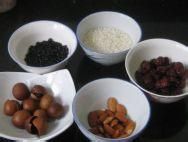 红枣杏仁黑豆糯米糊