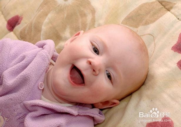 怎么笑起来拍照好看