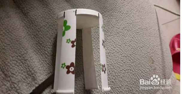 一次性纸杯DIY椅子 让你的小玩偶坐起来!