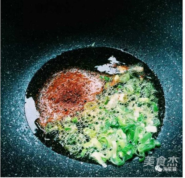 炒馒头丁的做法