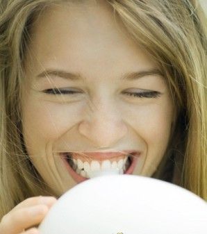 助你怎样美白牙齿