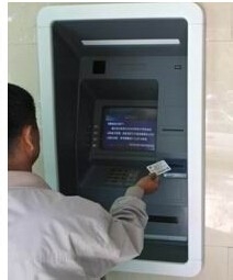 银行卡被ATM机吞卡怎么办？