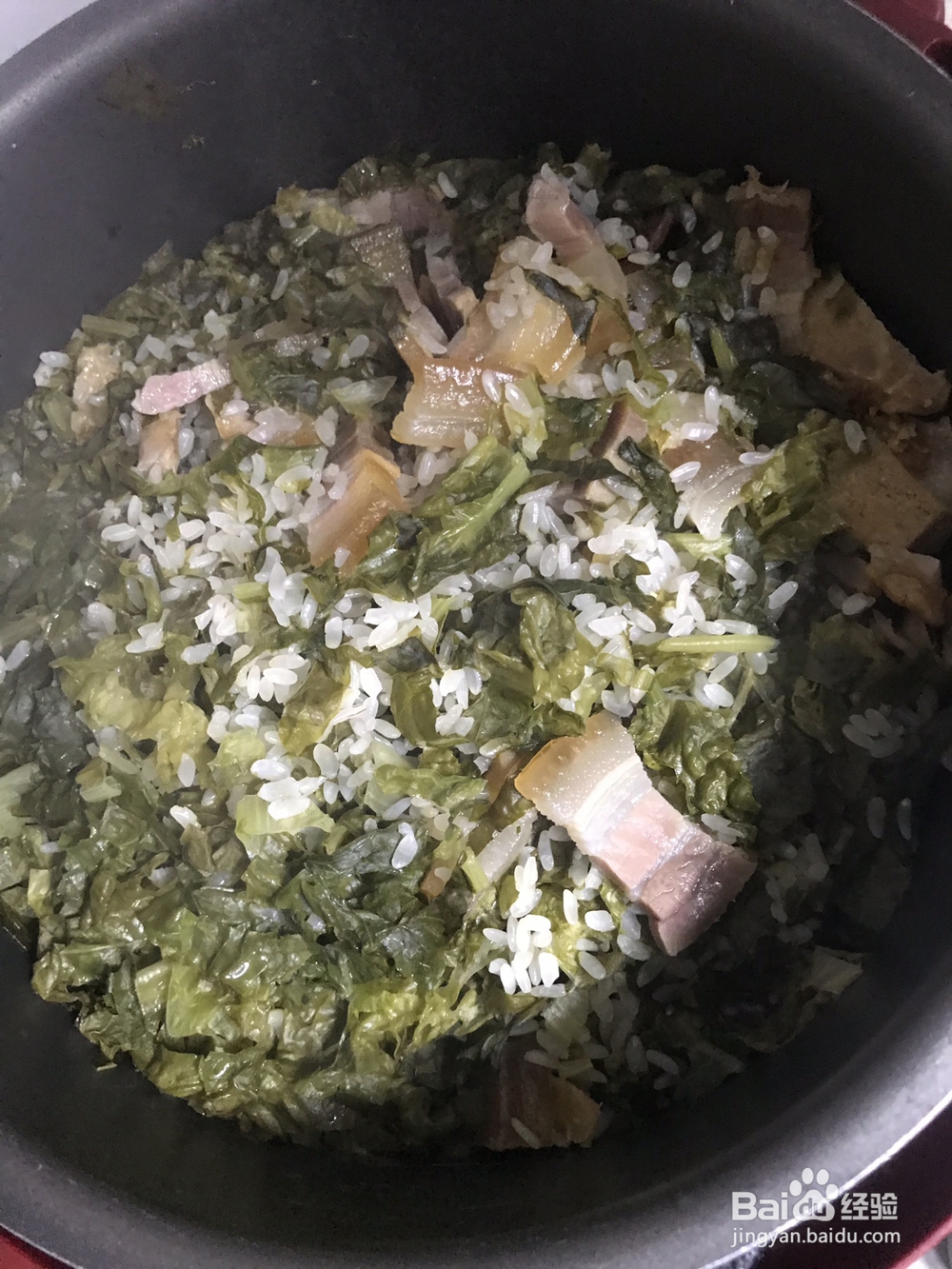 吃光光的咸肉香肠莴笋叶菜饭