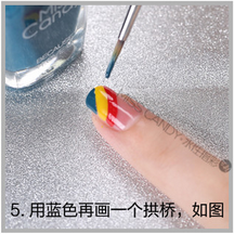 美甲教程怎么用甲油涂美甲花式彩虹