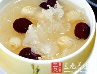 红枣银耳汤，补血，健脾，瘦身哦！