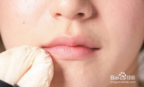 咬唇妆渐层双色画法