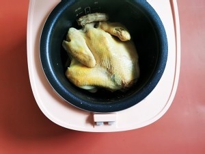 怎么做还原本味的盐焗鸡