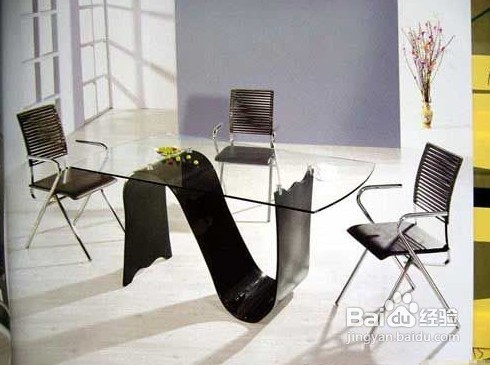 浅谈玻璃家具搭配