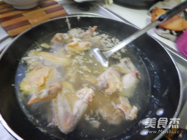 小土豆烧鸡的做法