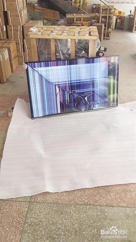 液晶电视被小孩刮花了怎么办