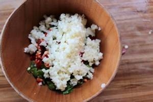 怎么做越式鲜虾木耳粉丝沙拉