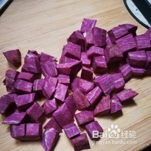 怎么做紫薯桃胶银莲羹